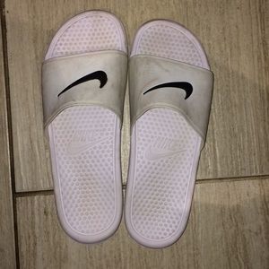 Nike slides